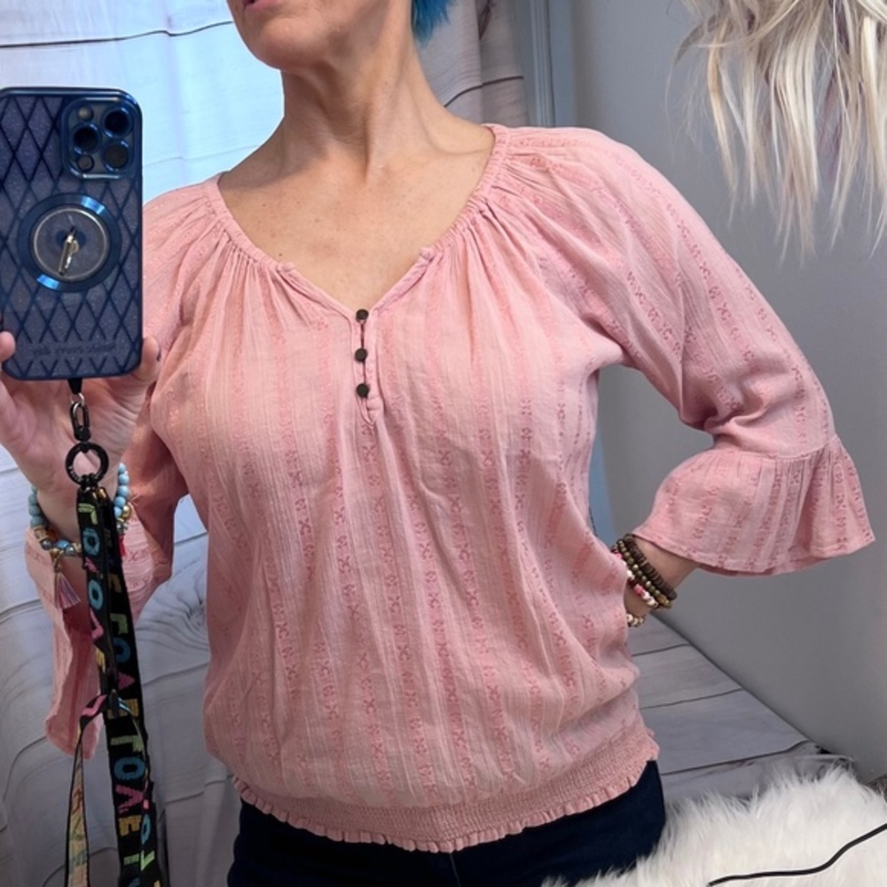 🔥2/$10 |•MAURICES•| Peachy 3/4 Bell Sleeve